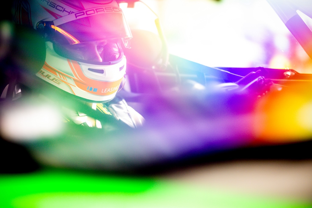 Bastian Buus udgik fra føring på Nürburgring
(Foto: Dinamic GT)